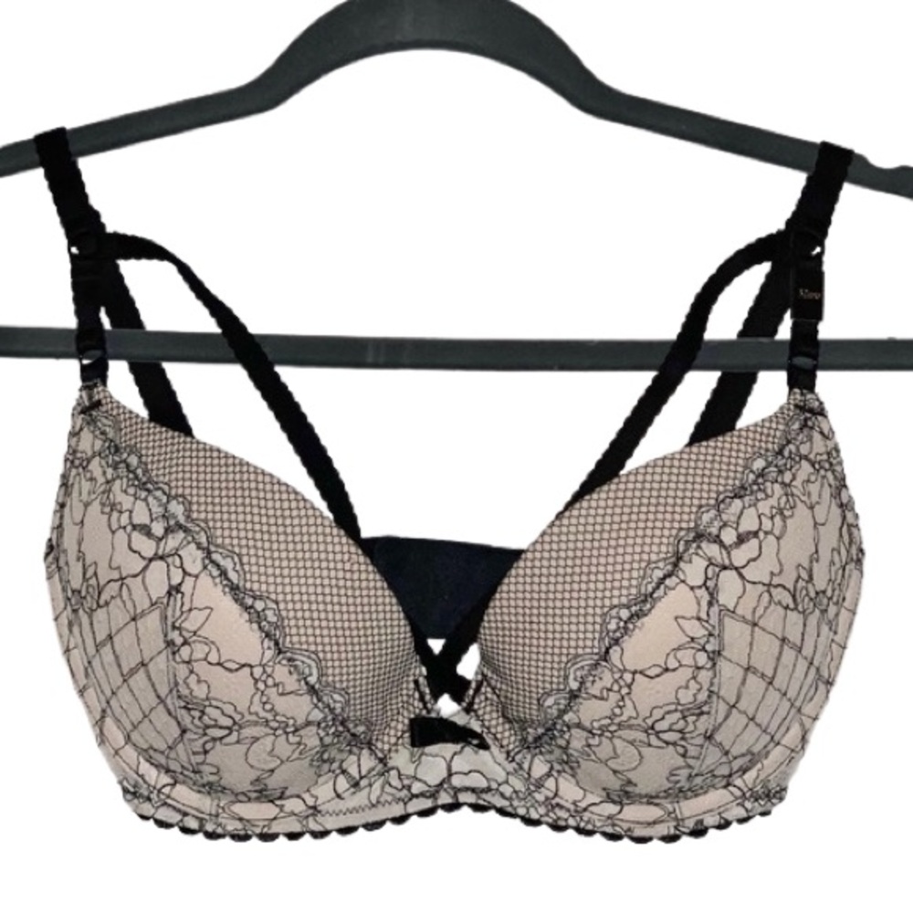 Victoria's Secret Push Up Bra 32DD